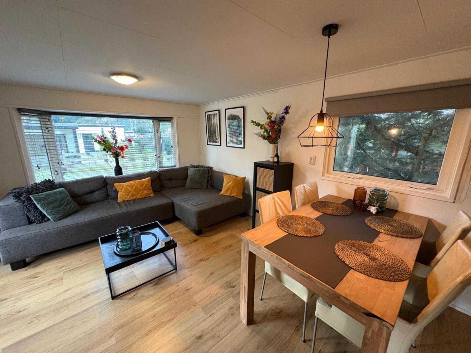 Heerlijk Chalet Midden In De Natuur Putten Ngoại thất bức ảnh